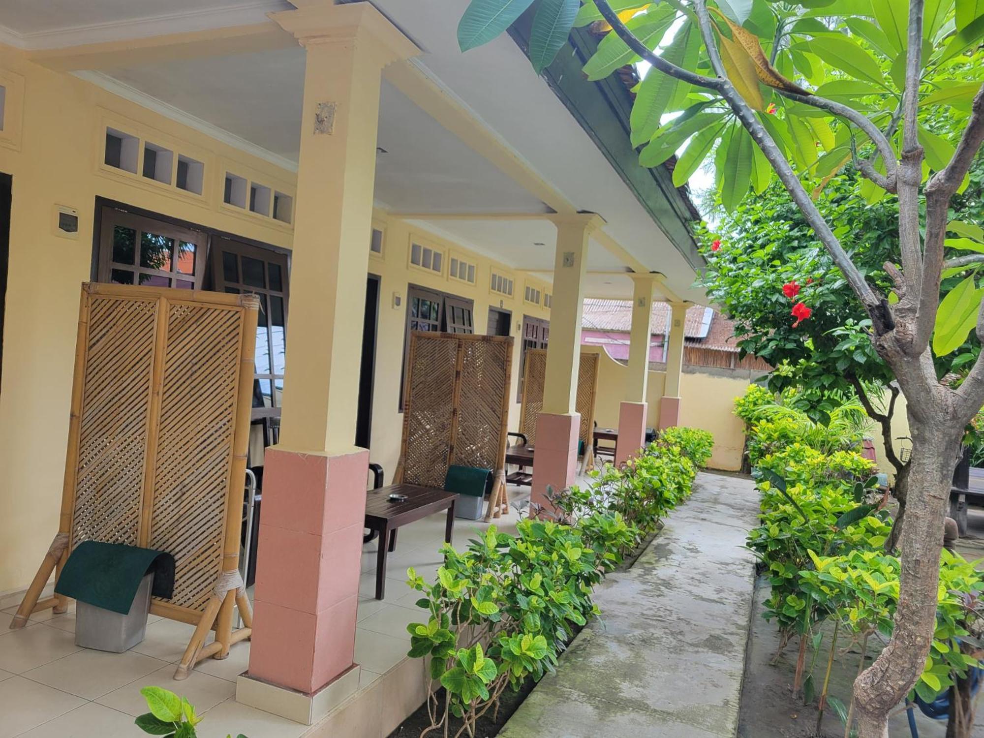 Koi Gili Guest House Gili Trawangan Extérieur photo